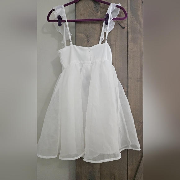 LE LIS Taylor White Ruffle Strap Dress. XS NWT - Picture 9 of 15